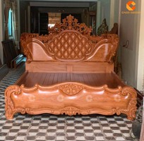 Giường Ngủ Gỗ Tự Nhiên Vẻ Đẹp Tân Cổ Điển Hoàng Gia