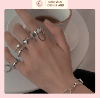 2 Khám Phá Các Mẫu Nhẫn Thời Trang Đang Định Hình Xu Hướng Hiện Đại