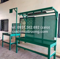 11 Bàn nguội cơ khí mặt gỗ kết hợp bảng treo, bàn thao tác cơ khí