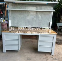 14 Bàn nguội cơ khí mặt gỗ kết hợp bảng treo, bàn thao tác cơ khí