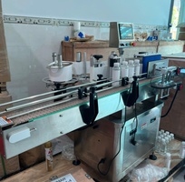 Máy dán nhãn decal chai tròn tự động, máy dán tem nhãn decal tự động, máy dán nhãn