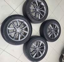 1 Bán bộ mâm zin civic 16 inch tặng kèm lốp 215/55/16 michelin