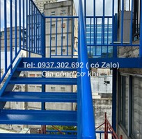 Cầu thang thoát hiểm, cầu thang PCCC, cầu thang thoát hiểm cho chung cư mini