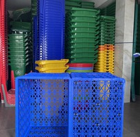 Sóng nhựa hở 8 bánh xe siêu bền, dễ đẩy hàng trong kho xưởng