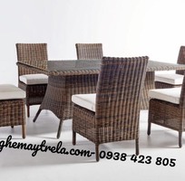 2 Bàn ghế ăn đan dây nhựa 2 Bàn ghế ăn đan dây nhựa