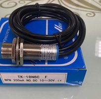 Cảm biến từ  TK-18N8C Toky