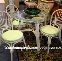 2 Bàn ghế ăn bằng mây