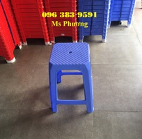 1 Ghế cao sọc nhiều màu sắc nổi bật, dùng cho quán ăn, gia đình, sân vườn