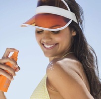 Kem chống nắng xịt body   Bí quyết bảo vệ làn da toàn thân tiện lợi Kem chống nắng xịt body   Bí quyết bảo vệ làn da toàn thân tiện lợi