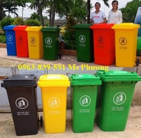 4 Thùng rác nhựa 240lit có bánh xe, nắp kín, dùng tốt ngoài trời