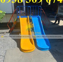 4 Cầu trượt cho bé ngoài trời, Cầu trượt máng đôi công viên