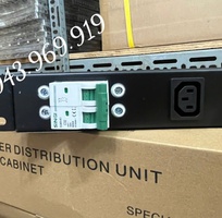 Thanh nguồn PDU, ổ điện 06 ổ chuẩn C13, có MCB32A bảo vệ thiết bị điện an toàn .