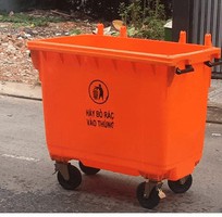 1 Giữ môi trường xanh sạch với xe gom rác 660 lít chất lượng cao