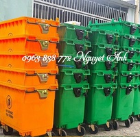 3 Giữ môi trường xanh sạch với xe gom rác 660 lít chất lượng cao