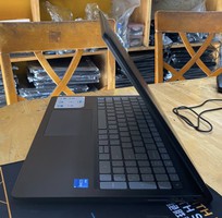 3 Laptop Dell Inspiron 15 3520 Core i5-1235U RAM 8GB SSD 512GB VGA ON Màn 15.6 Inch Full HD Máy Đẹp