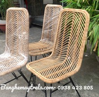 2 Ghế chân sắt mây tre