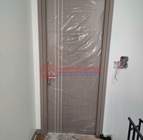 1 Cửa Nhựa Composite chạy chỉ