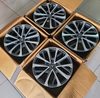 2 Mâm 17in hệ 5x114,3 lắp vừa cho Camry, Lexus