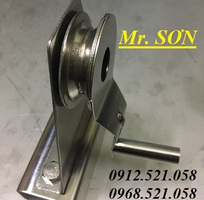 3 Chuyên doanh phụ kiện puly kéo cáp cột cờ 0947521058 Thanh Sơn Hà Nội có tay quay Inox cột cờ đây
