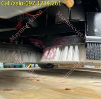 2 Máy chà sàn ngồi lái Kumisai KMS D7 giá rẻ
