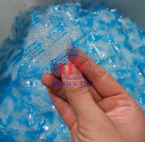 2 Gói hút ẩm Silicagel   Giải pháp bảo quản quần áo hiệu quả trong mùa ẩm 2 Gói hút ẩm Silicagel   Giải pháp bảo quản quần áo hiệu quả trong mùa ẩm