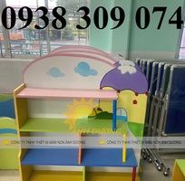 1 Kệ góc chơi mầm non, tủ kệ mầm non, kệ gỗ mầm non