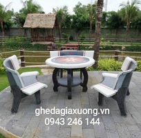 1 Bộ bàn ghế đá tròn ngoài trời Bình Dương 1 Bộ bàn ghế đá tròn ngoài trời Bình Dương