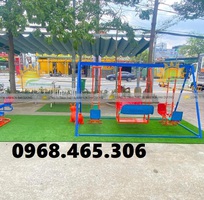 2 Đu quay ngựa đạp chân, thang leo xích đu trẻ em