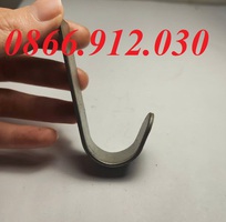 1 Tại sao nên sử dụng móc treo cặp học sinh trong thiết kế bàn học sinh