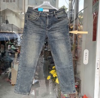 3 Cách phối áo với quần jean ống suông nam Jacobs Cole