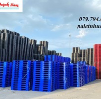 4 Pallet nhựa Vĩnh Long với nhiều chính sách mua bán ưu đãi