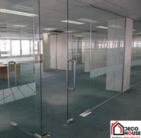 Báo giá vách kính cường lực 8 ly   Giải pháp kinh tế cho văn phòng và nhà ở