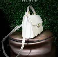 4 SẢN XUẤT ĐỒ DA CHẤT LƯỢNG CAO  hàng luôn đầy kho, bạn nào cần sỉ ib liền 