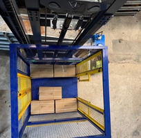 4 Thang Nâng Hàng Thủy Lực