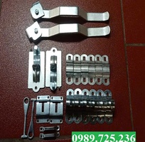 2 Vì sao nên chọn  bộ khoá thùng xe tải