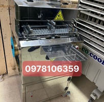 1 Máy buộc đầu túi bánh sanwich, máy buộc túi bánh mì ngọt, máy buộc đầu túi bán tự động