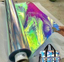 Màng nhựa pvc ánh kim bảy màu, hiệu ứng đổi màu đầy ấn tượng