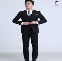 Địa chỉ uy tín để thuê vest cưới chất lượng đa dạng mẫu mã