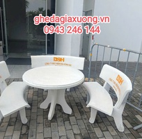1 Bộ bàn ghế đá ngoài trời tại TP HCM