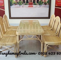 Bàn ghế ăn mây tre