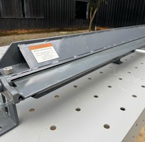 2 Máy bẻ tôn thủ công