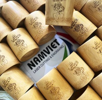 1 Ly tre khắc laser - món quà mộc mạc mà tinh tế