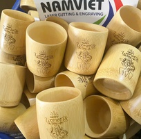 2 Ly tre khắc laser - món quà mộc mạc mà tinh tế