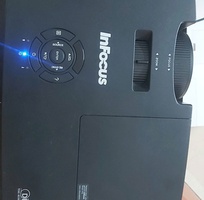 Máy chiếu ìnocus