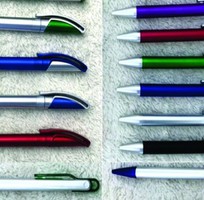 Bút Bi Làm Quà Tặng