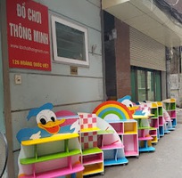 2 Giá đồ chơi minion dễ thương cho các bé