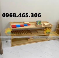 Kệ gỗ cao su mầm non, kệ gỗ 3 tầng mầm non