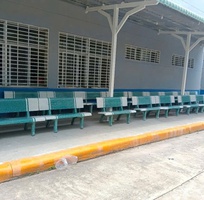 1 Ghế đá sân trường