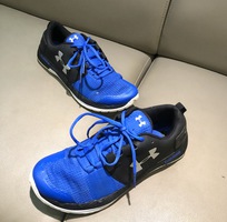 1 Size 44 giầy Under Armour chính hãng còn khá đẹp