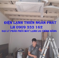 3 Lắp đặt máy lạnh LG âm trần 5.5 ngựa cho showroom